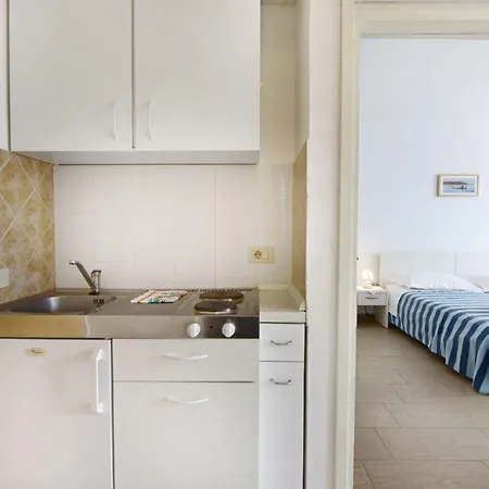 Nettes In Valica Mit Grossem Garten By Interhome Διαμέρισμα *