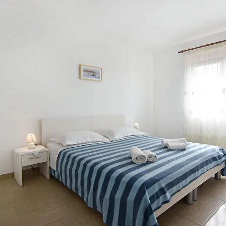 Nettes In Valica Mit Grossem Garten By Interhome Apartman