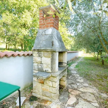 Nettes In Valica Mit Grossem Garten By Interhome * Valizza