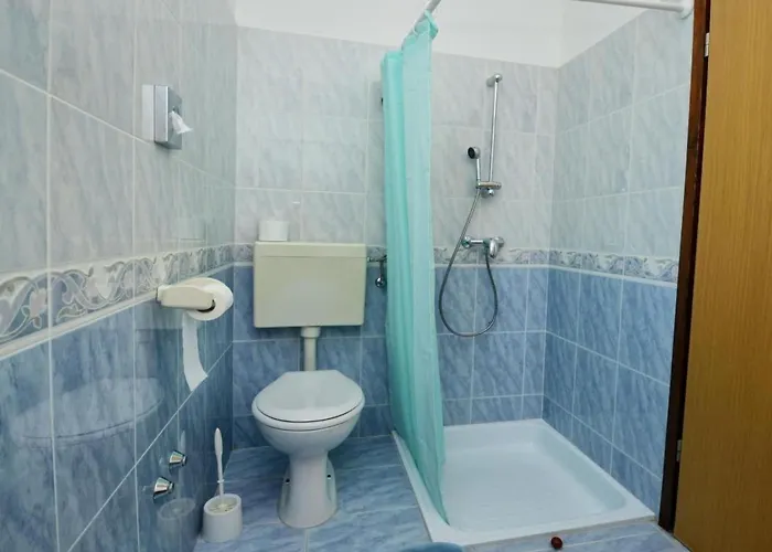 Lägenhet Nettes In Valica Mit Grossem Garten By Interhome Valizza