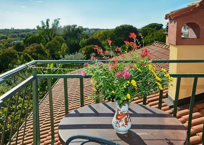 Nettes In Valica Mit Grossem Garten By Interhome